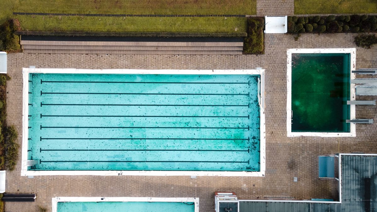 How to Clean a Green Pool in 24 Hours