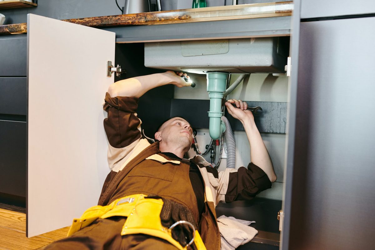 Efficient Emergency Plumbers for Highclere – 999Plumber.co.uk